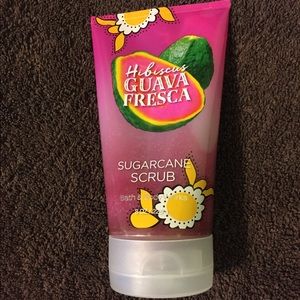 BBW Hibiscus Guava Fresca Sugar Scrub